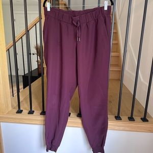 Lululemon On the Fly Mid-Rise Jogger *TravelWoven